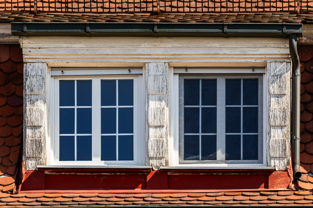 ... aber die Kunststoff-Fenster sind neu