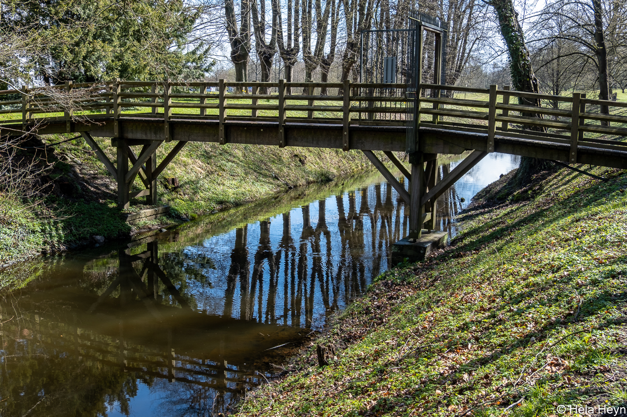 Ahrensburg - die Brücke zum Schloß