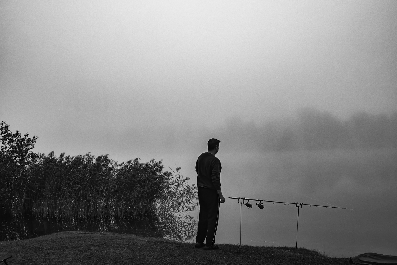 Angler im Nebel.jpg