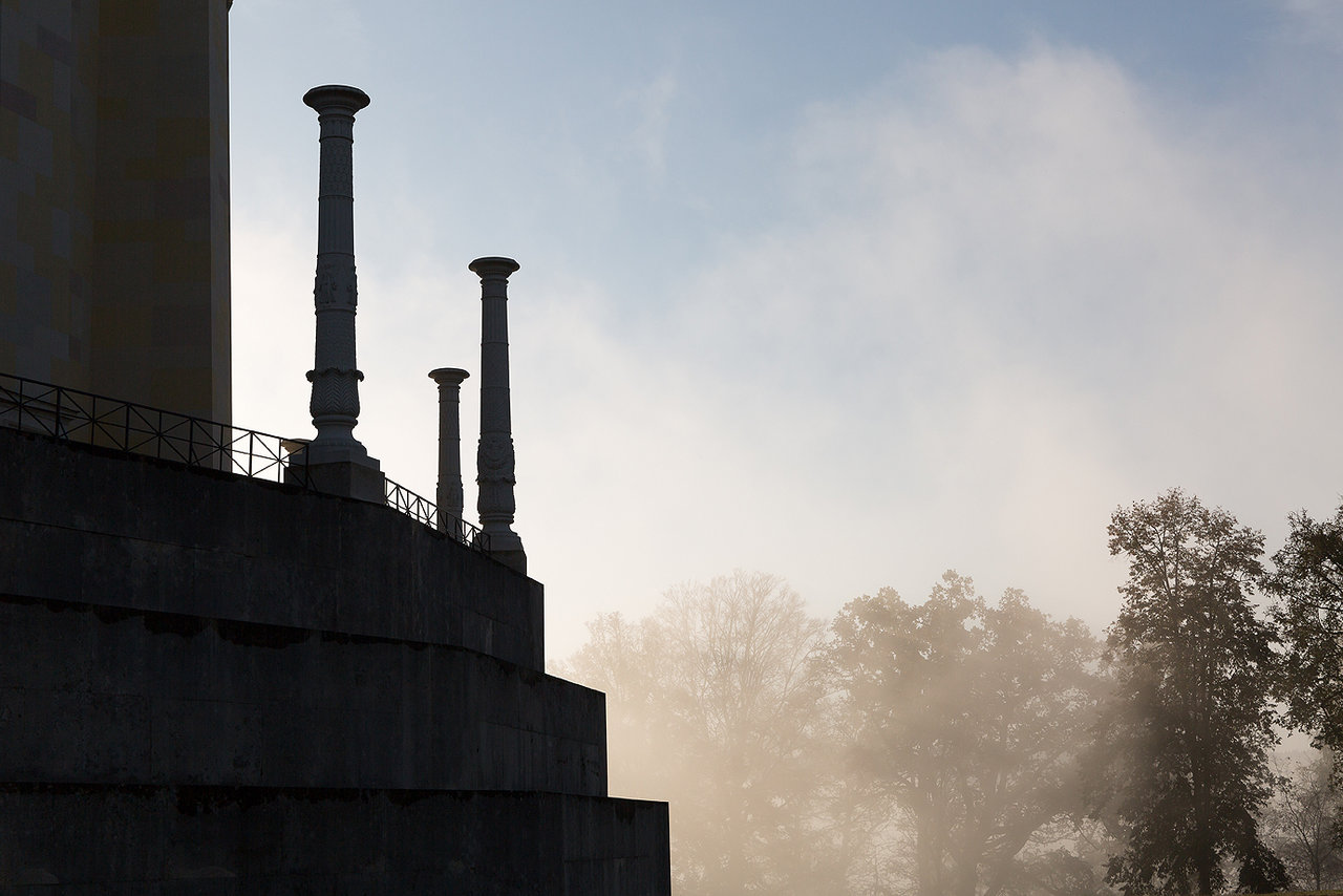 Befreiungshalle im Nebel