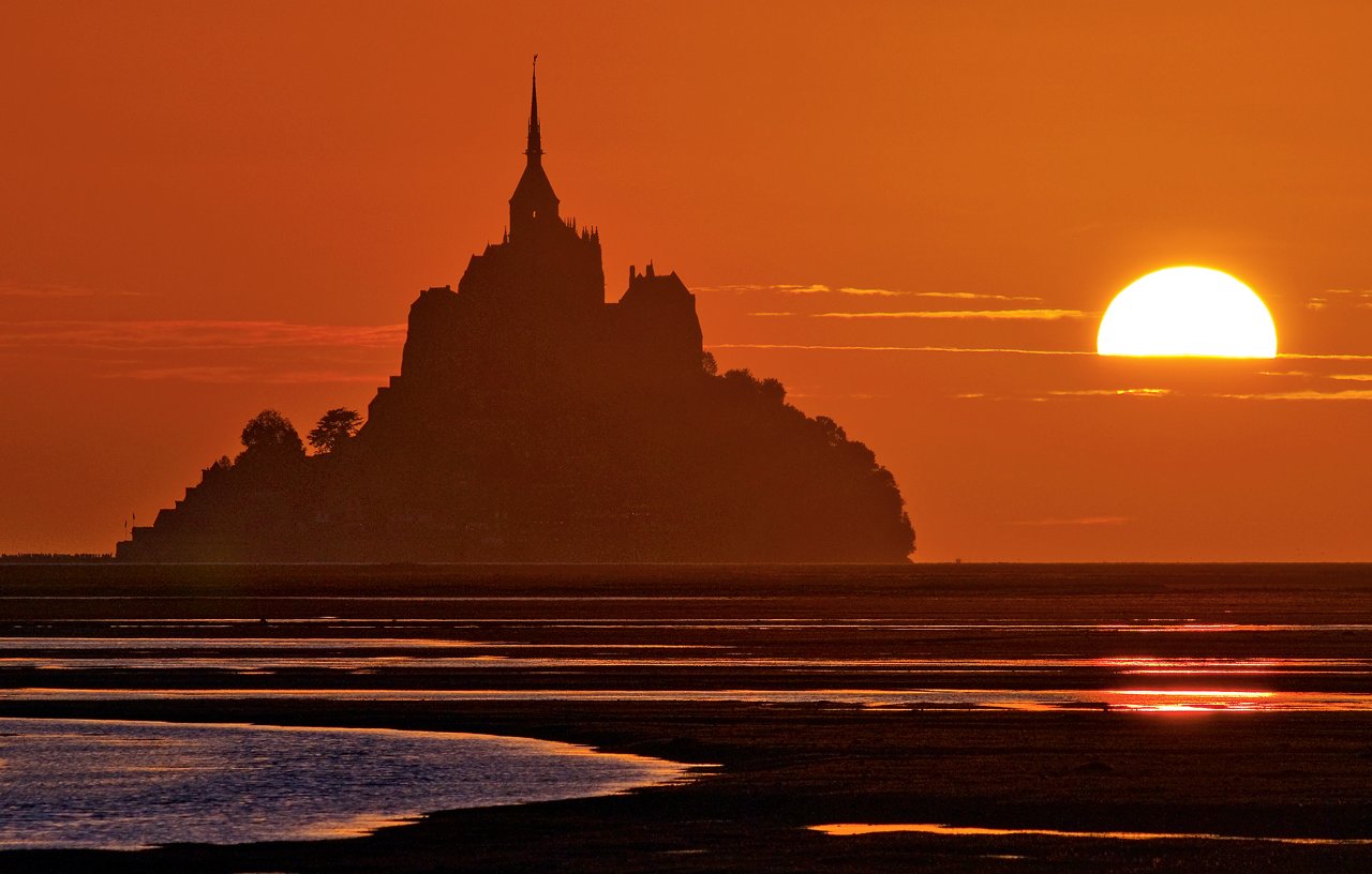 Berg St Michel im Meer.jpg