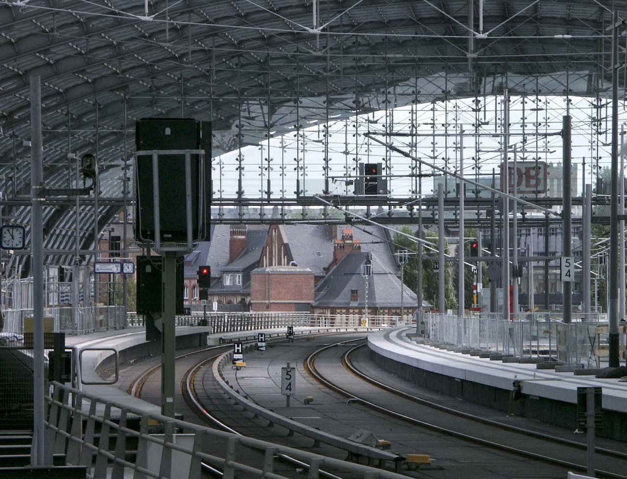 Berlin Hauptbahnhof 2004