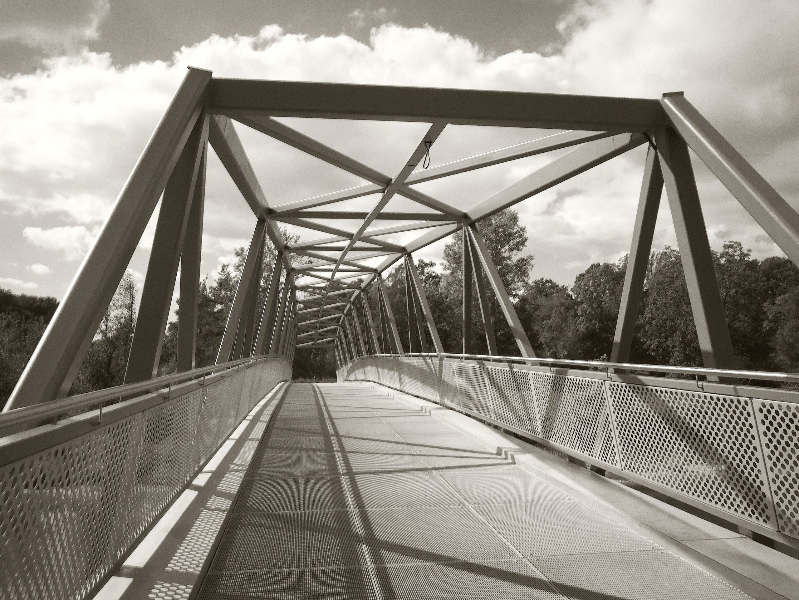Brücke für Radfahrer und Fußgänger