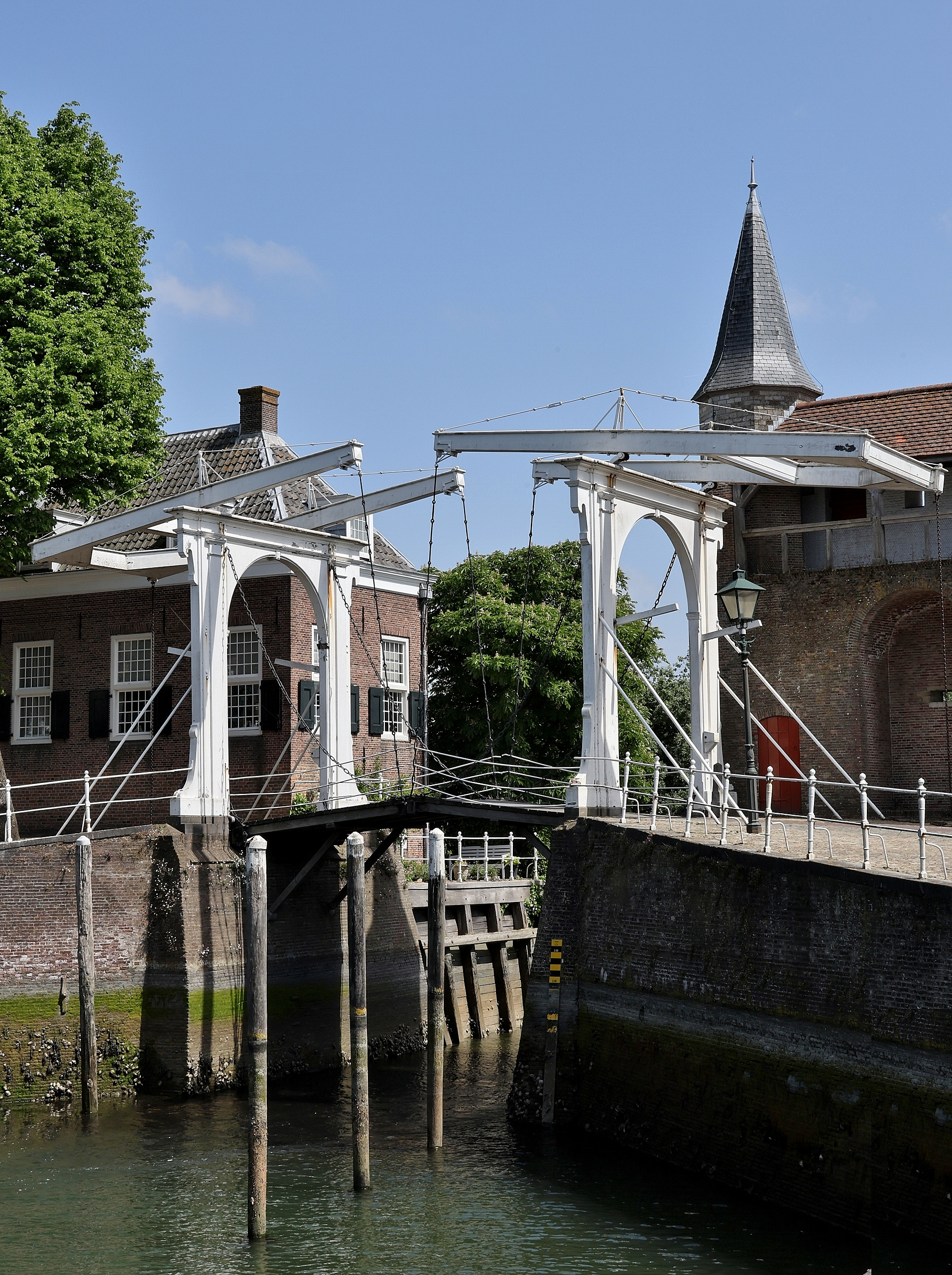 Brücke geschlossen