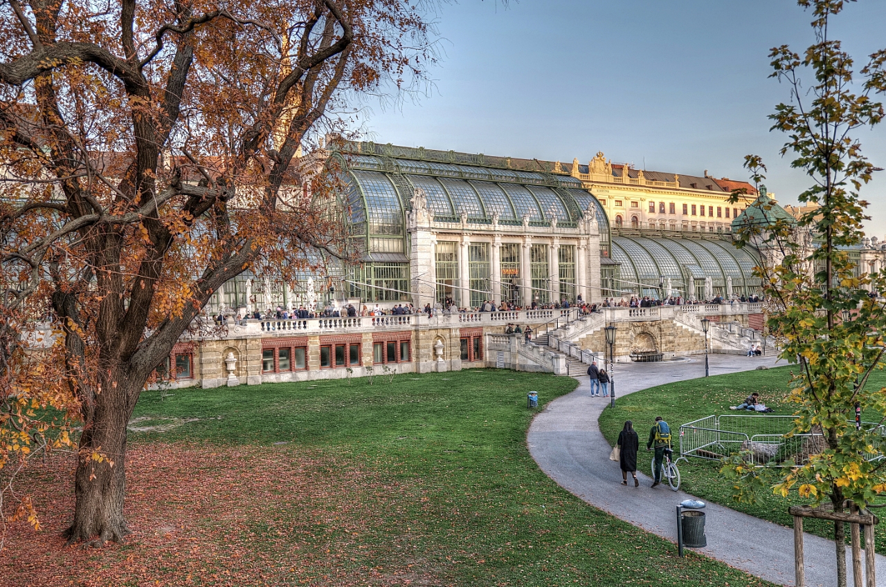 Burggarten 2