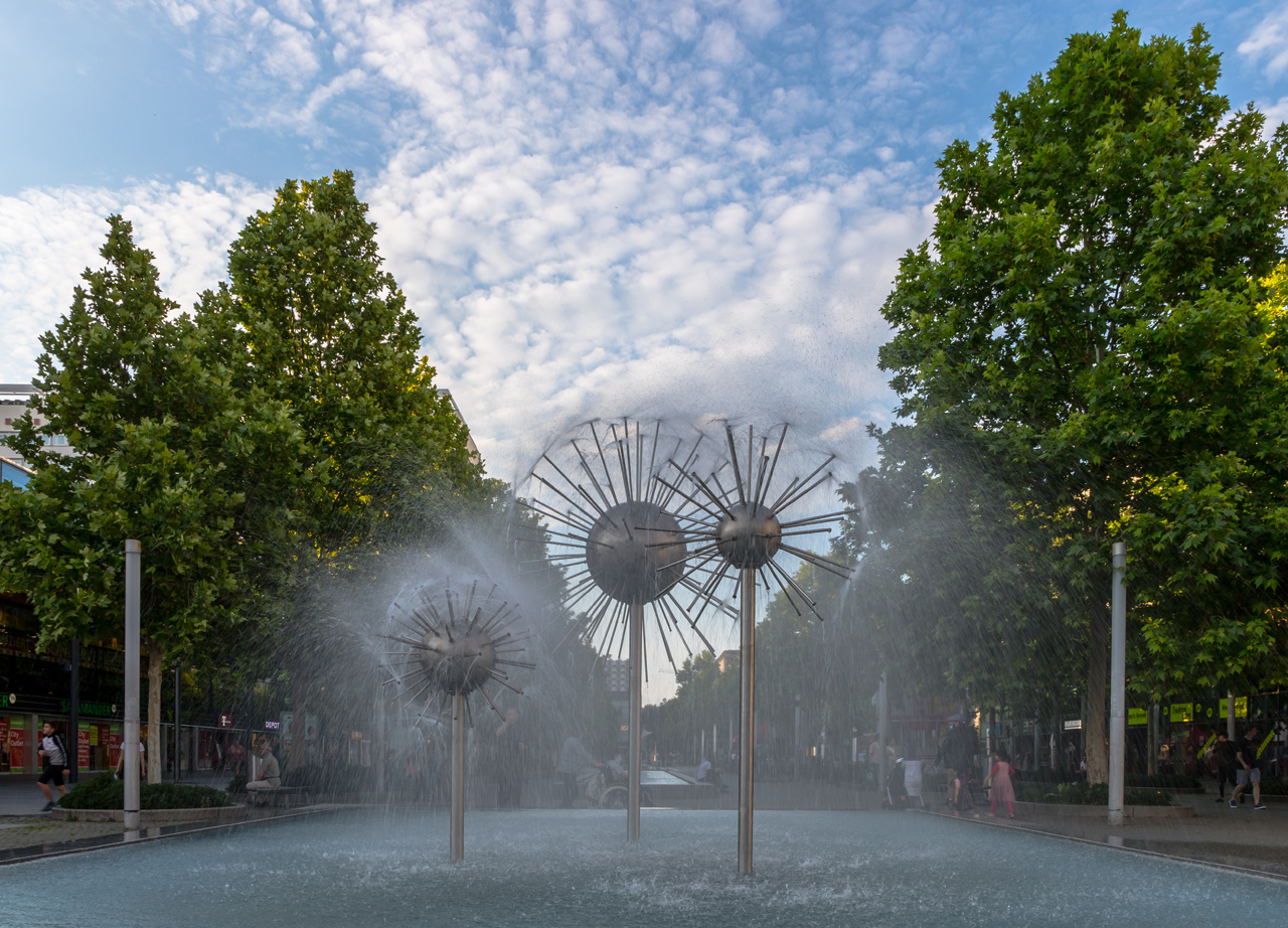 Corona Brunnen