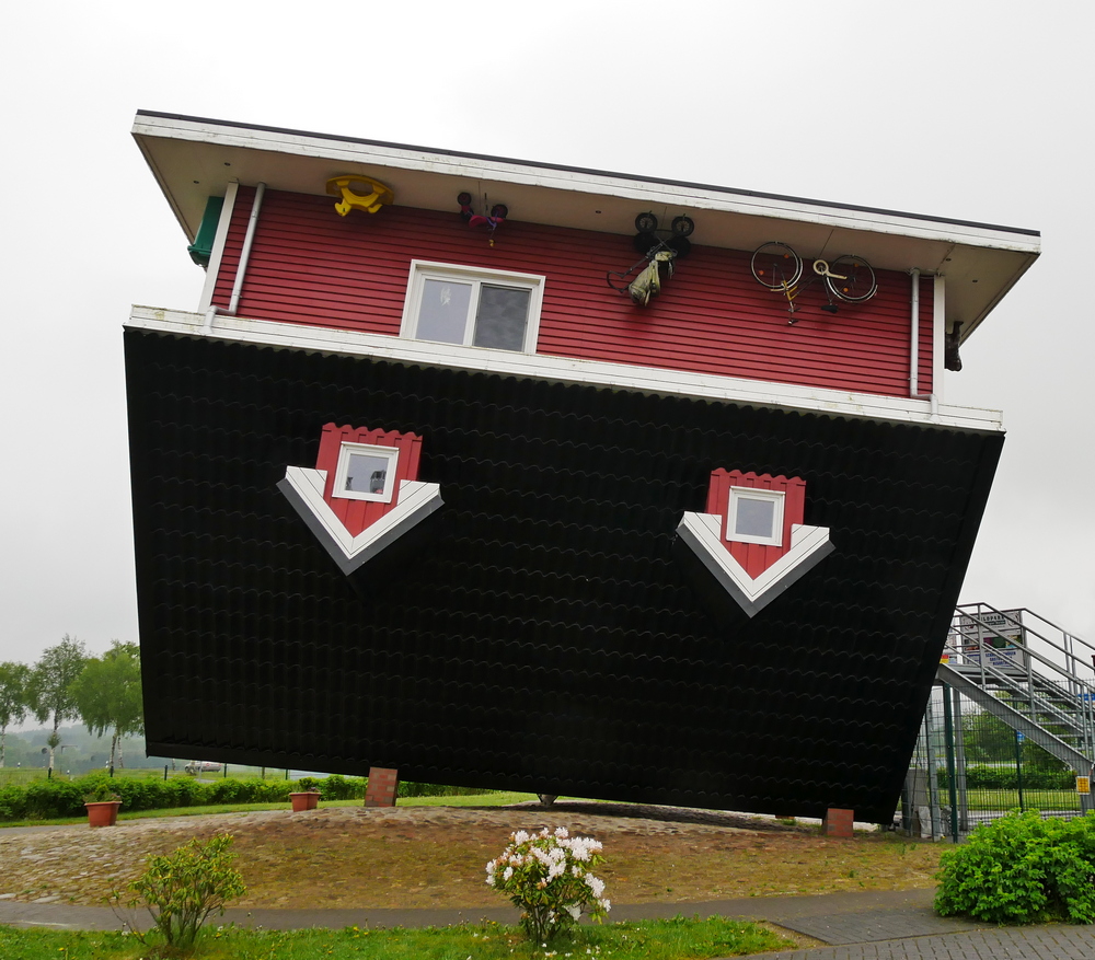 Das verrückte Haus | d-pixx.de Forum
