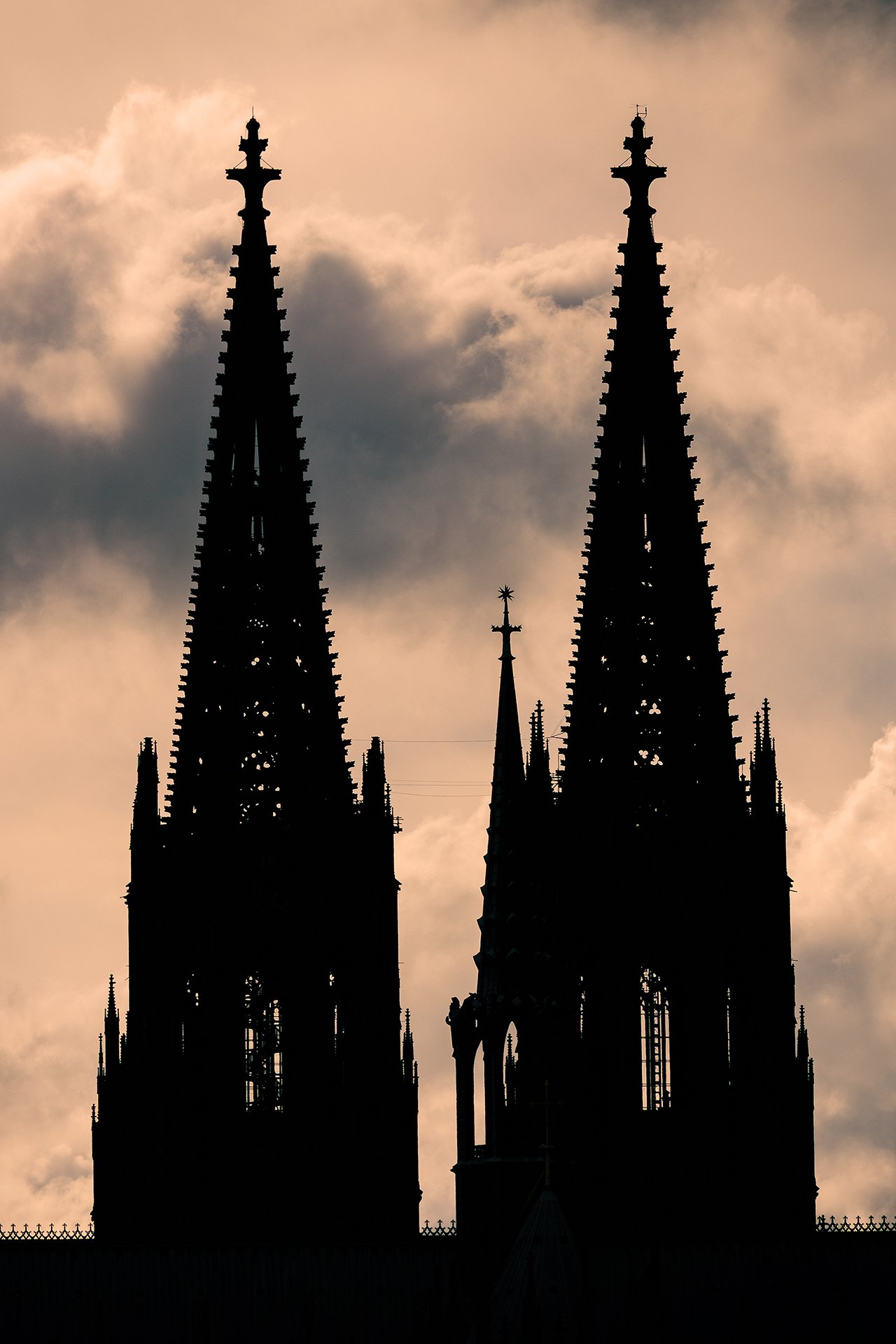 Die ZWEI
