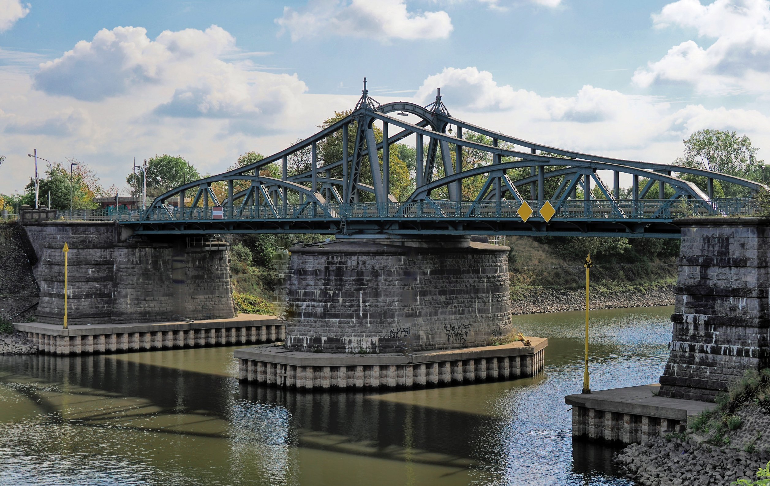 Drehbrücke Rheinhafen Krefeld-Linn