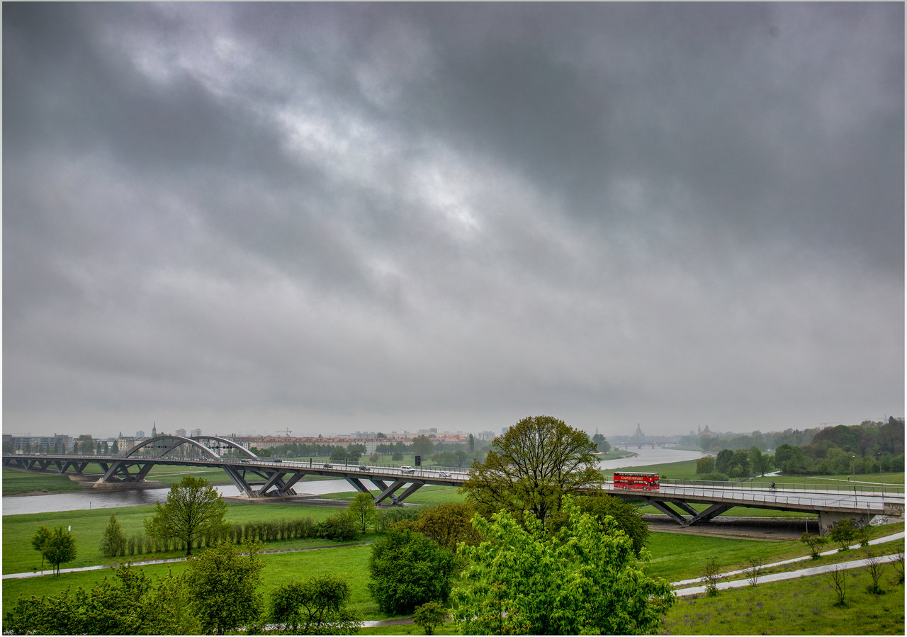 Dresden, Elbflorenz - stark bedeckt