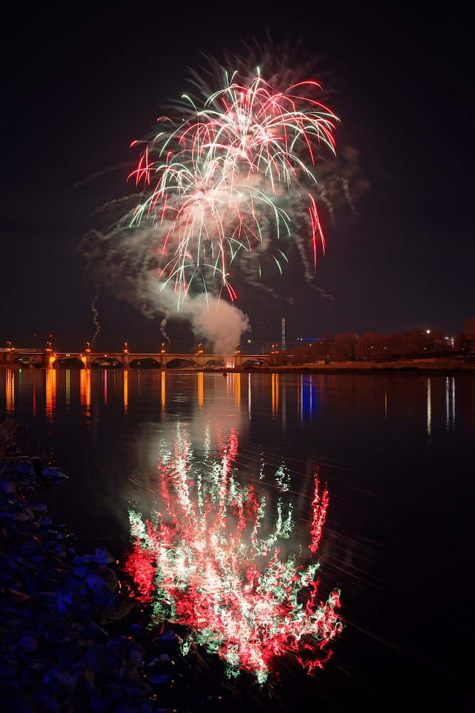 Dresden - Feuerwerk an der Elbe