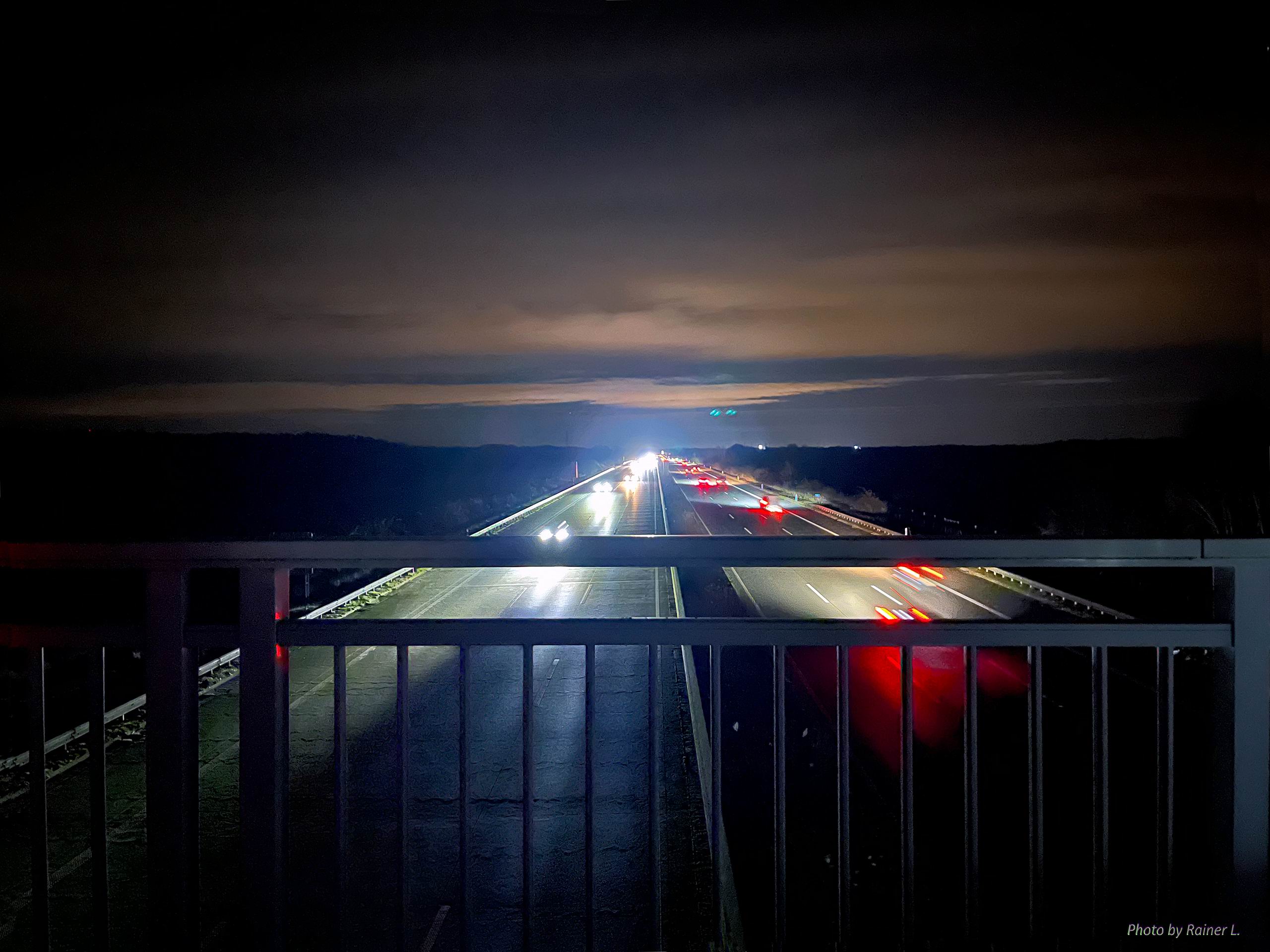 fahrn-fahrn-fahrn-auf der Autobahn...     Kraftwerk