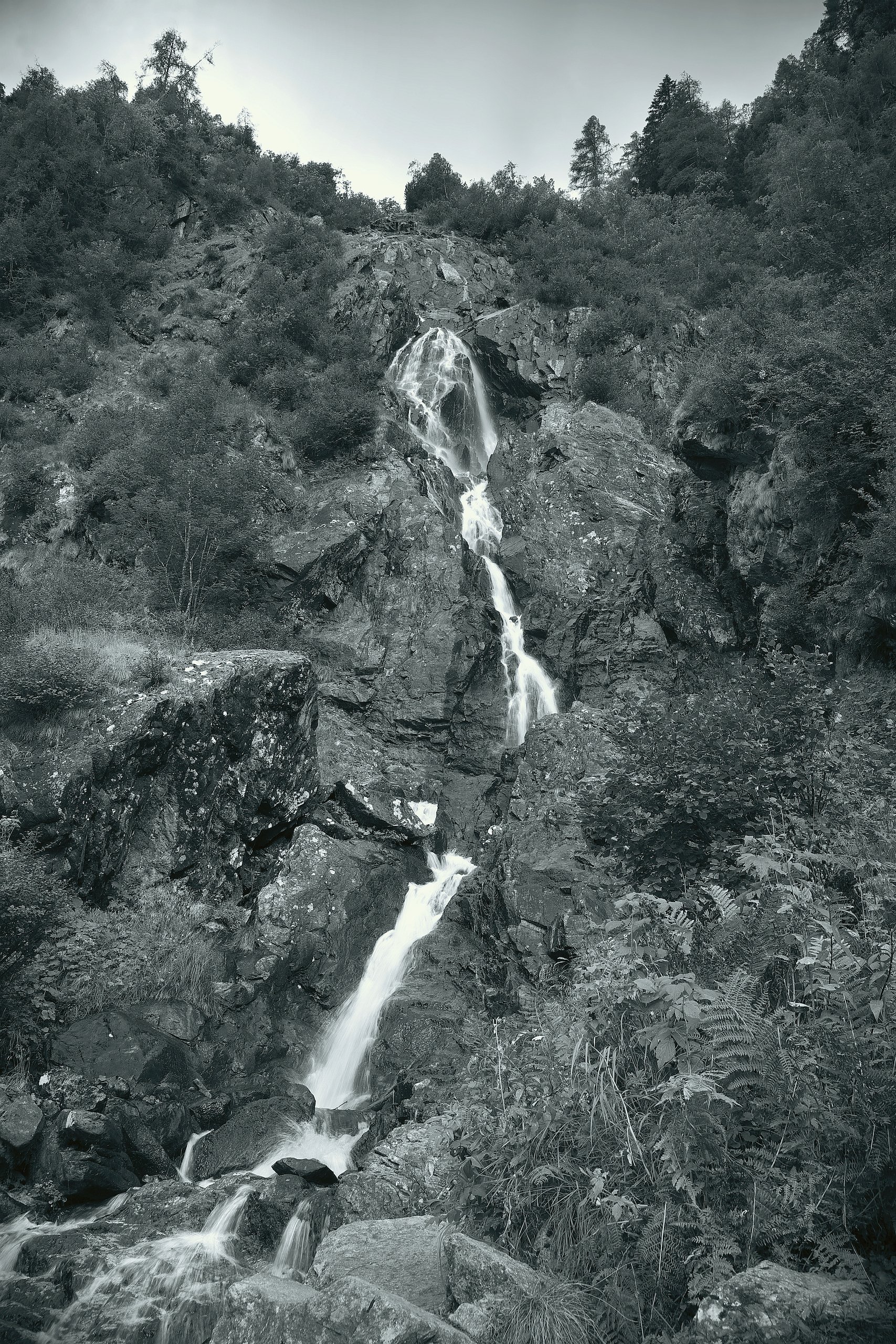 Fließend Wasser