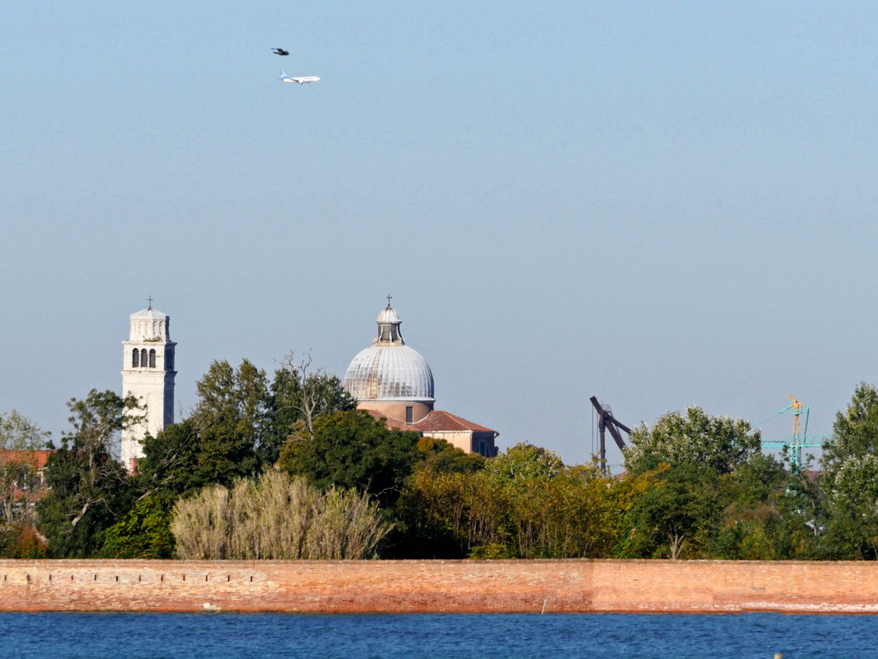 Flugverkehr über Venedig