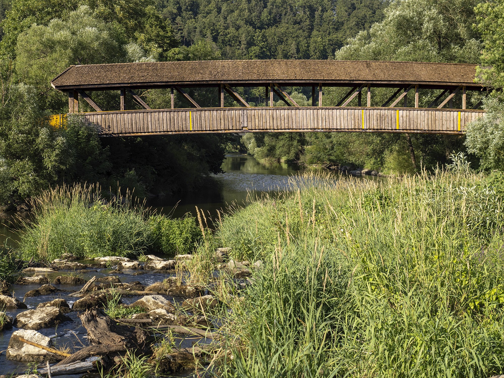 Fußgänger- und Fahrradbrücke