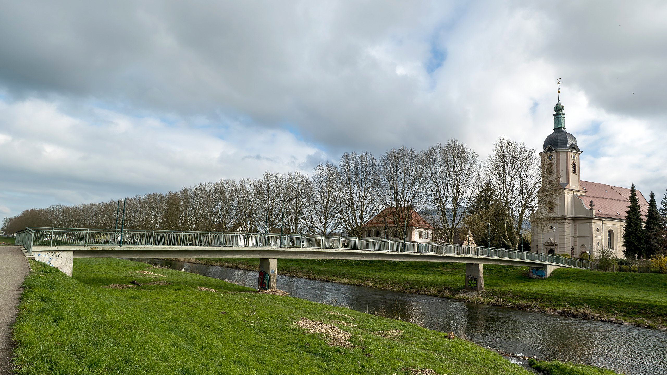 Fußgängerbrücke (2)