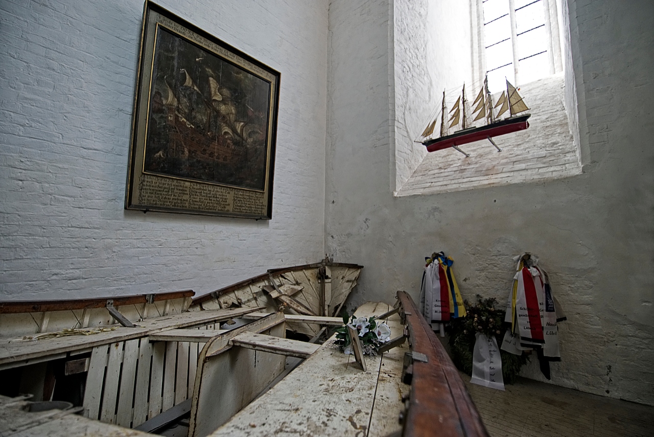 Gedenkstätte des Untergangs der Pamir in der  Sankt Jakobi Kirche. Bild 2