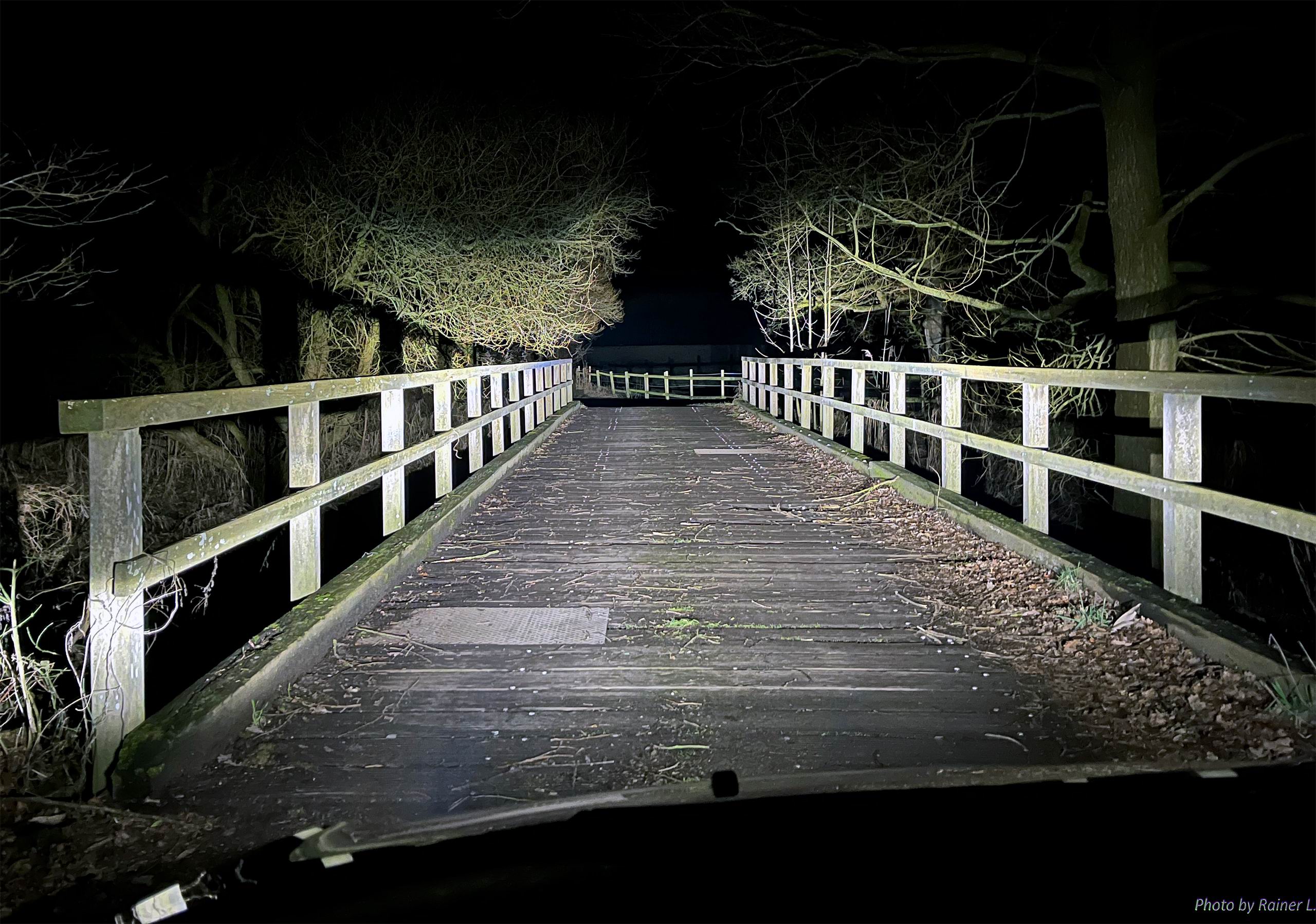 Gut 20 Jahre alte Holzbrücke über die Oste