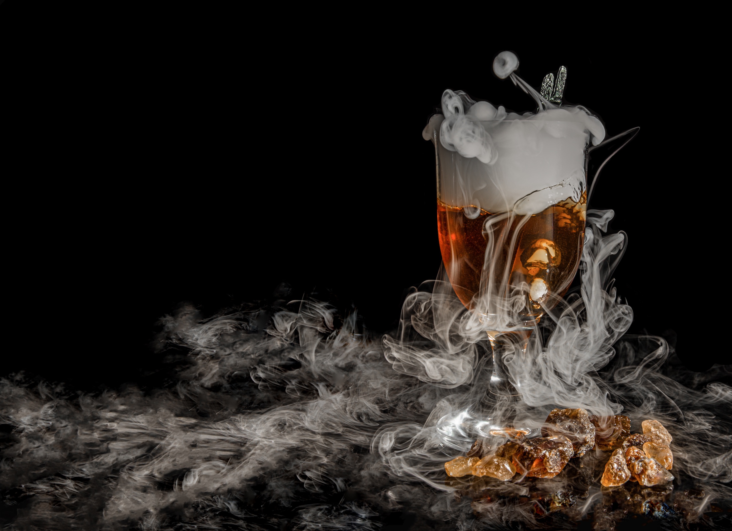 Heißer Tee mit Kandis