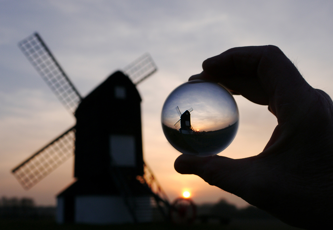 Holding a view D3.jpg