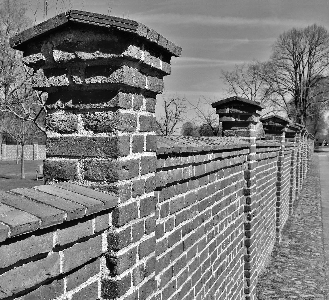 Immer an der Wand lang