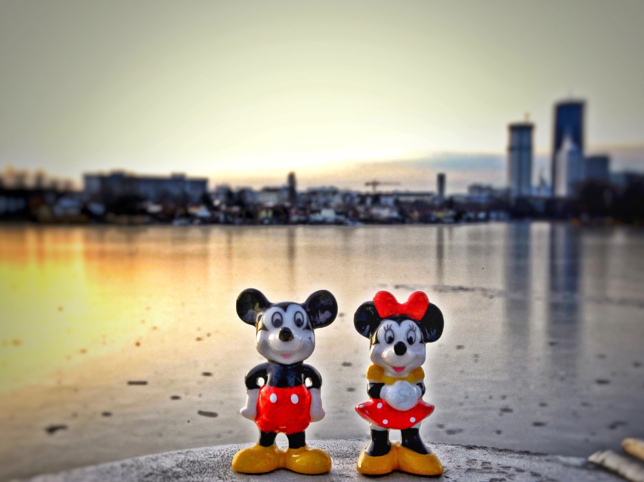 Ja, das Eis trägt  😉😉