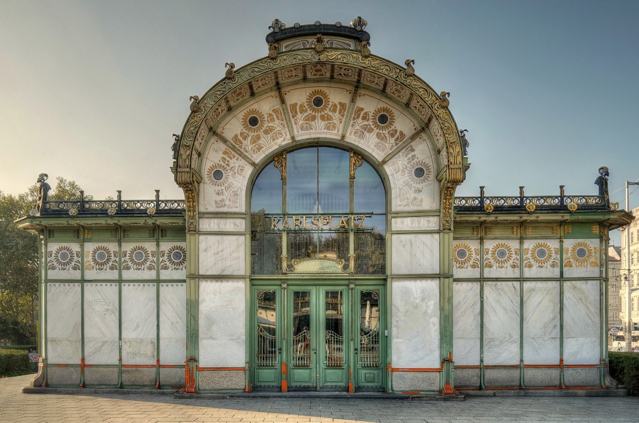 Jugendstil U-Bahn Station Karlsplatz Wien (2)