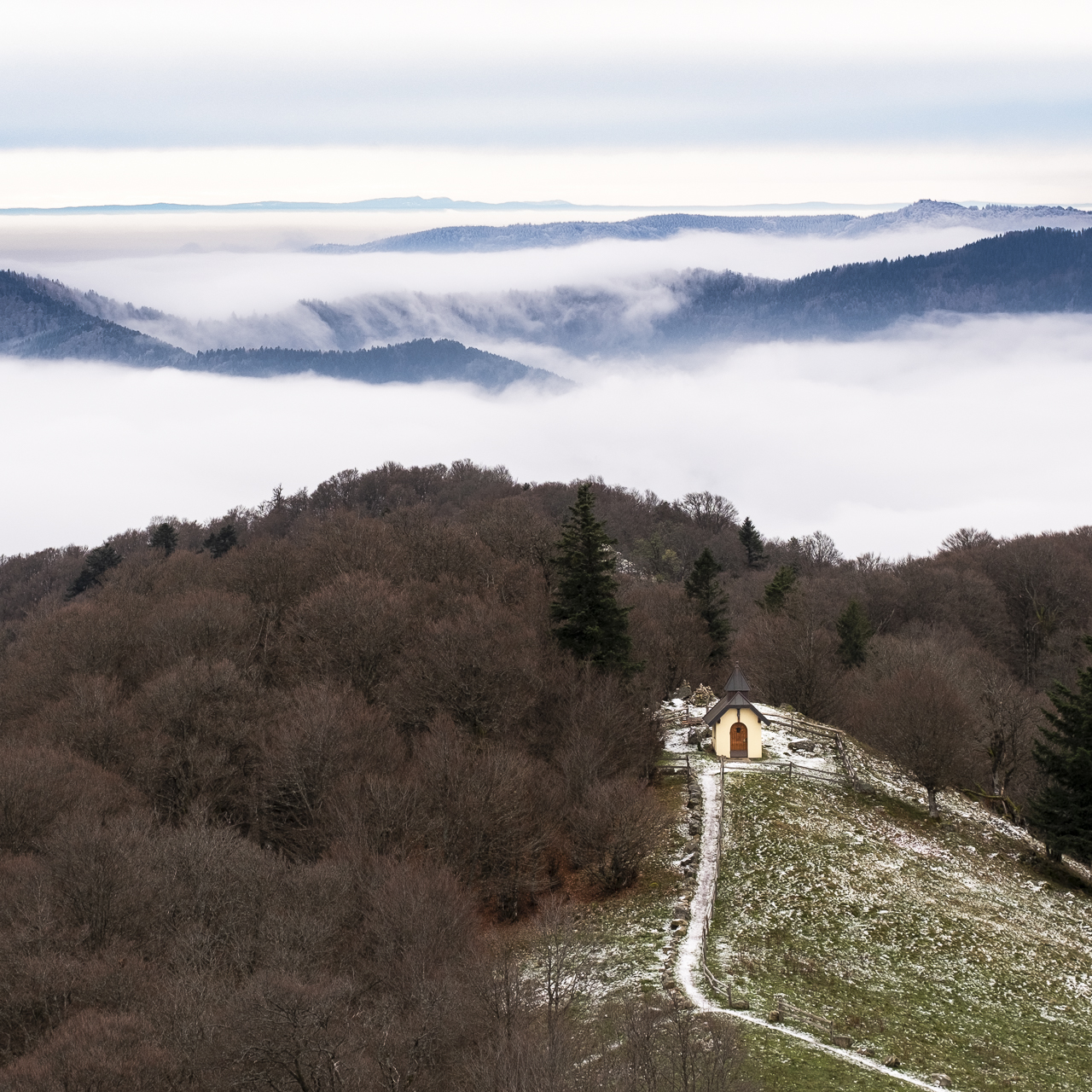 Kapelle mit Aussicht.jpg