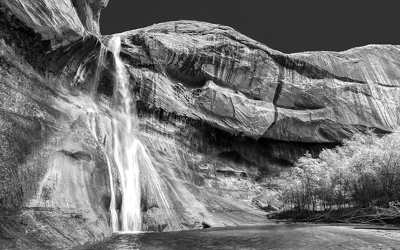 Lower Calf Creek Falls