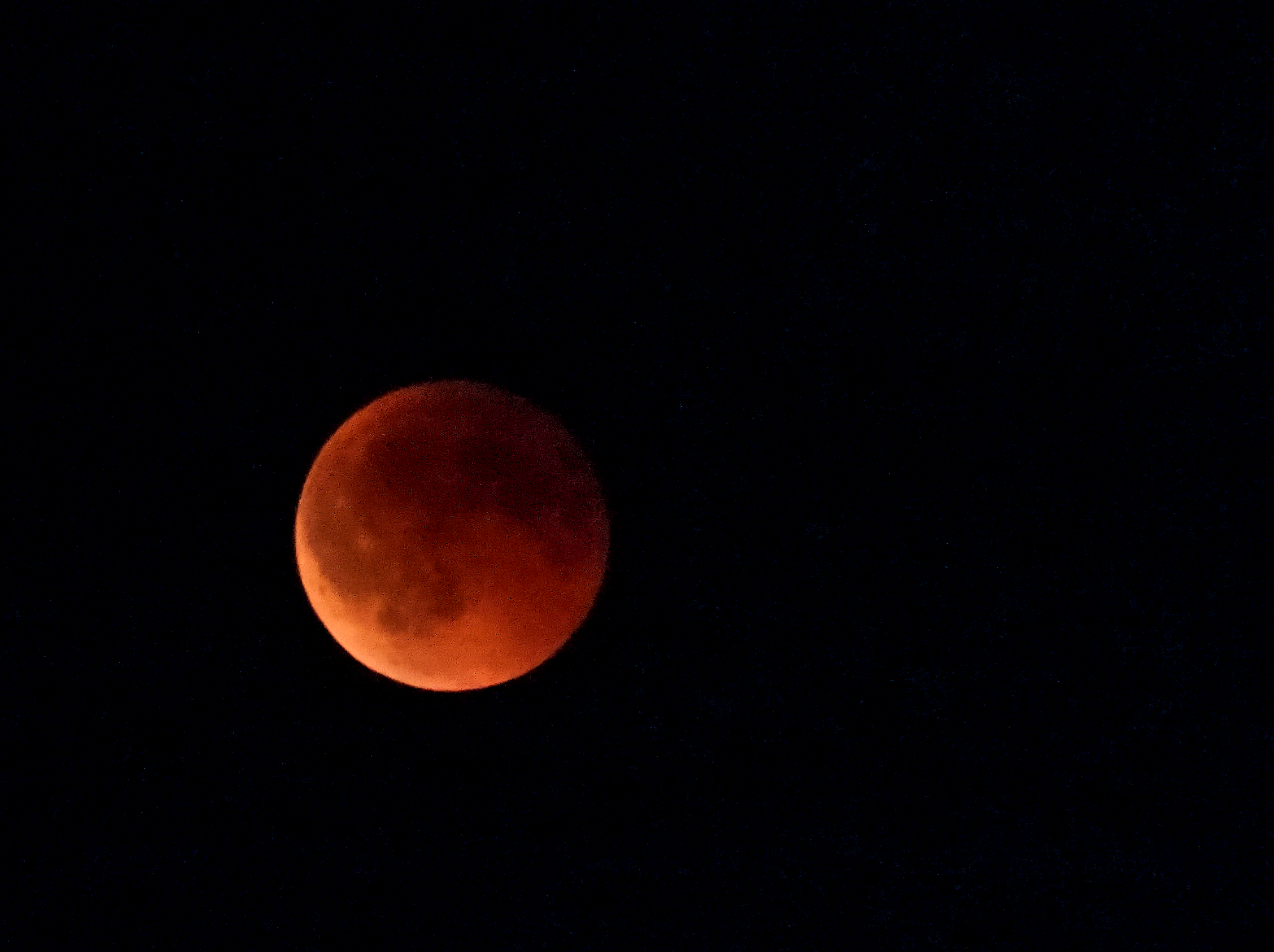 Meine Versuche zur Mondfinsternis 1