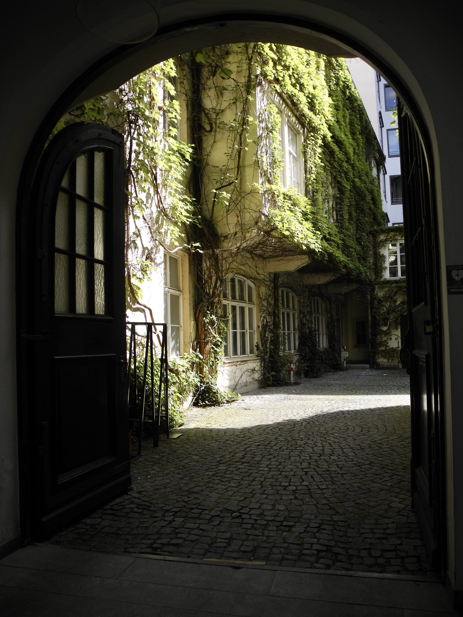 Münchner Hinterhöfe; bürgerliches Haus