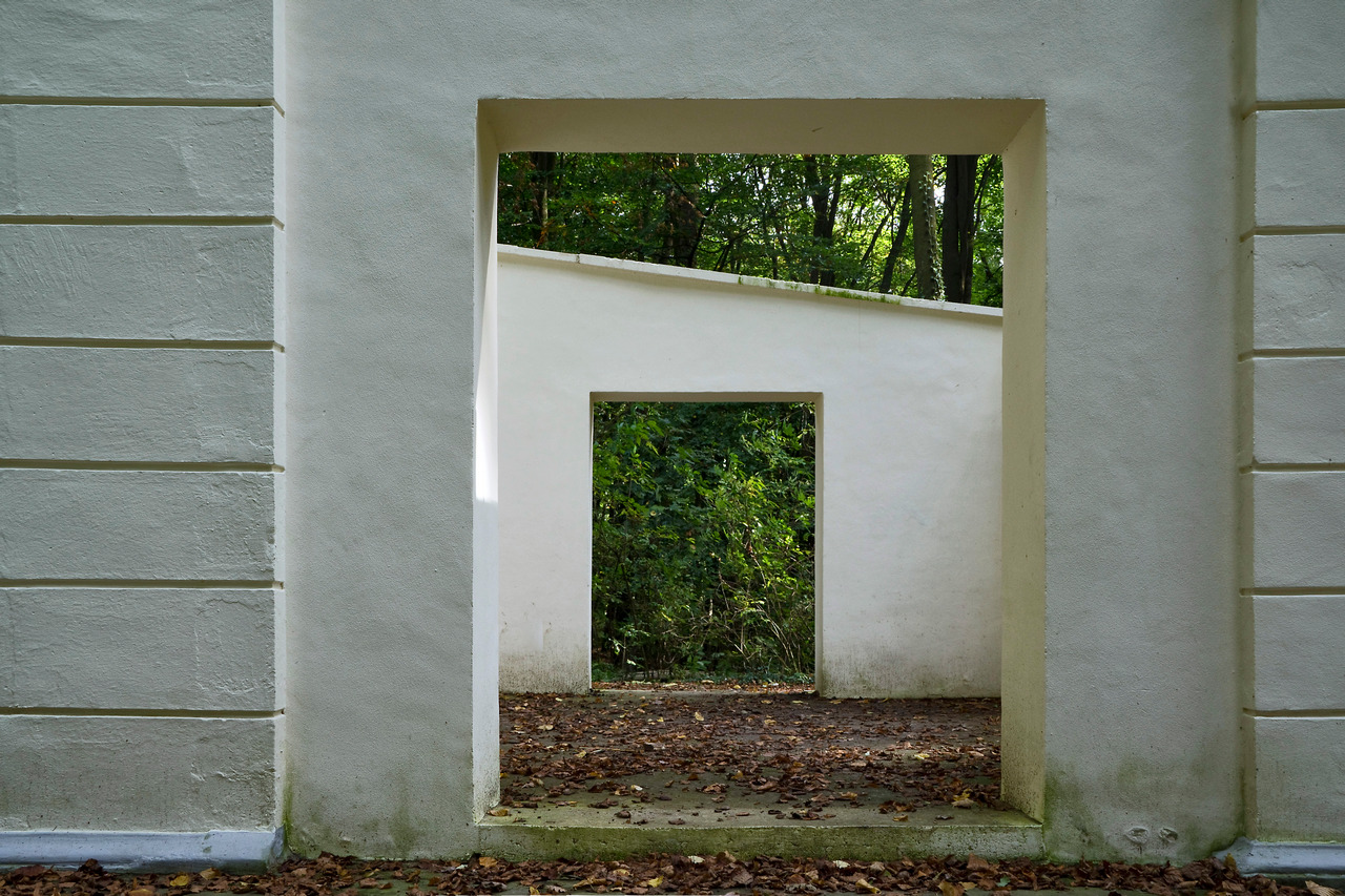 Pavillon im Wald