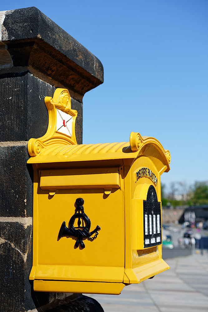 Postbriefkasten