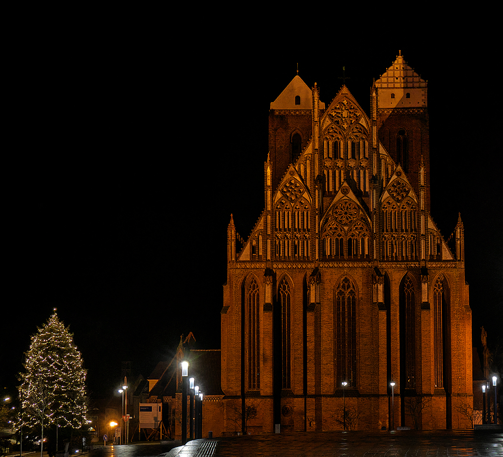 Prenzlau_Marienkirche_01.jpg