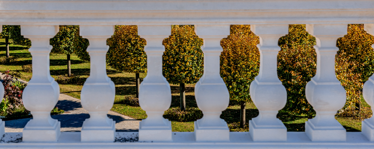 Schloss_Hof_Balustrade.jpg