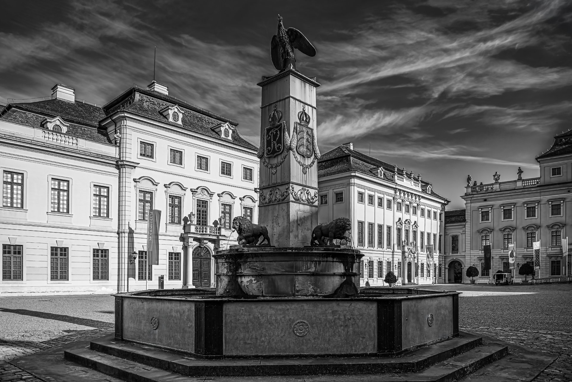 Schlosshof
