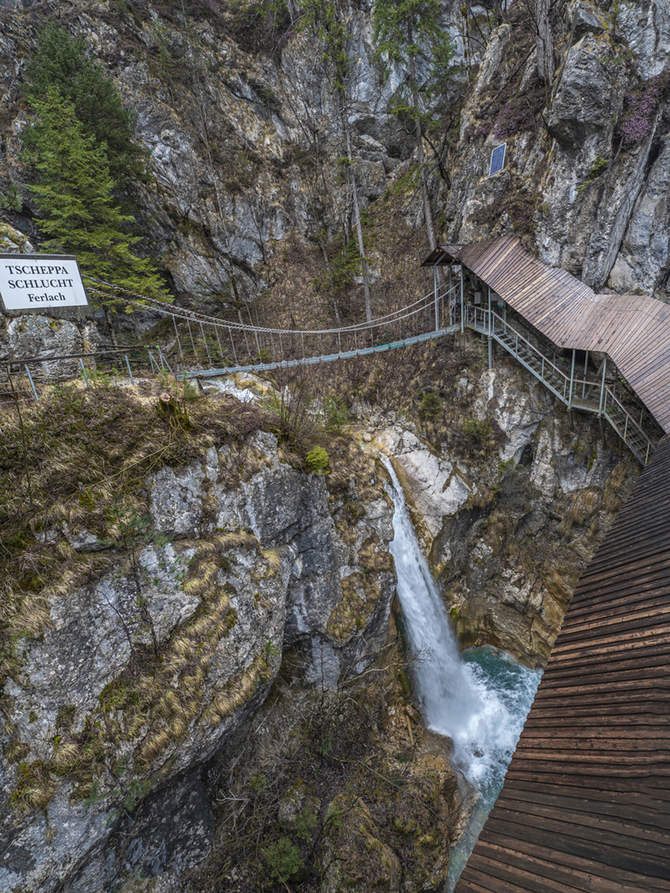 Schlucht 2.jpg