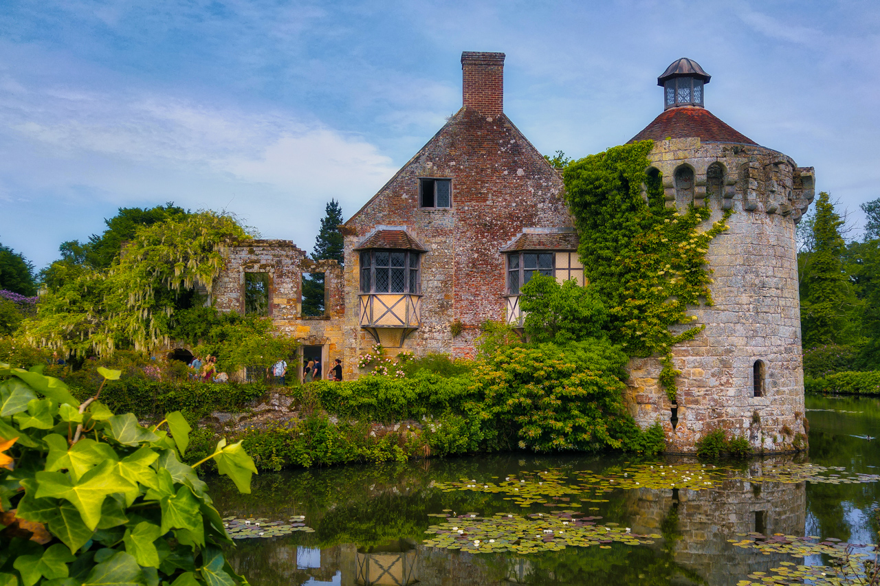 Scotney Castle