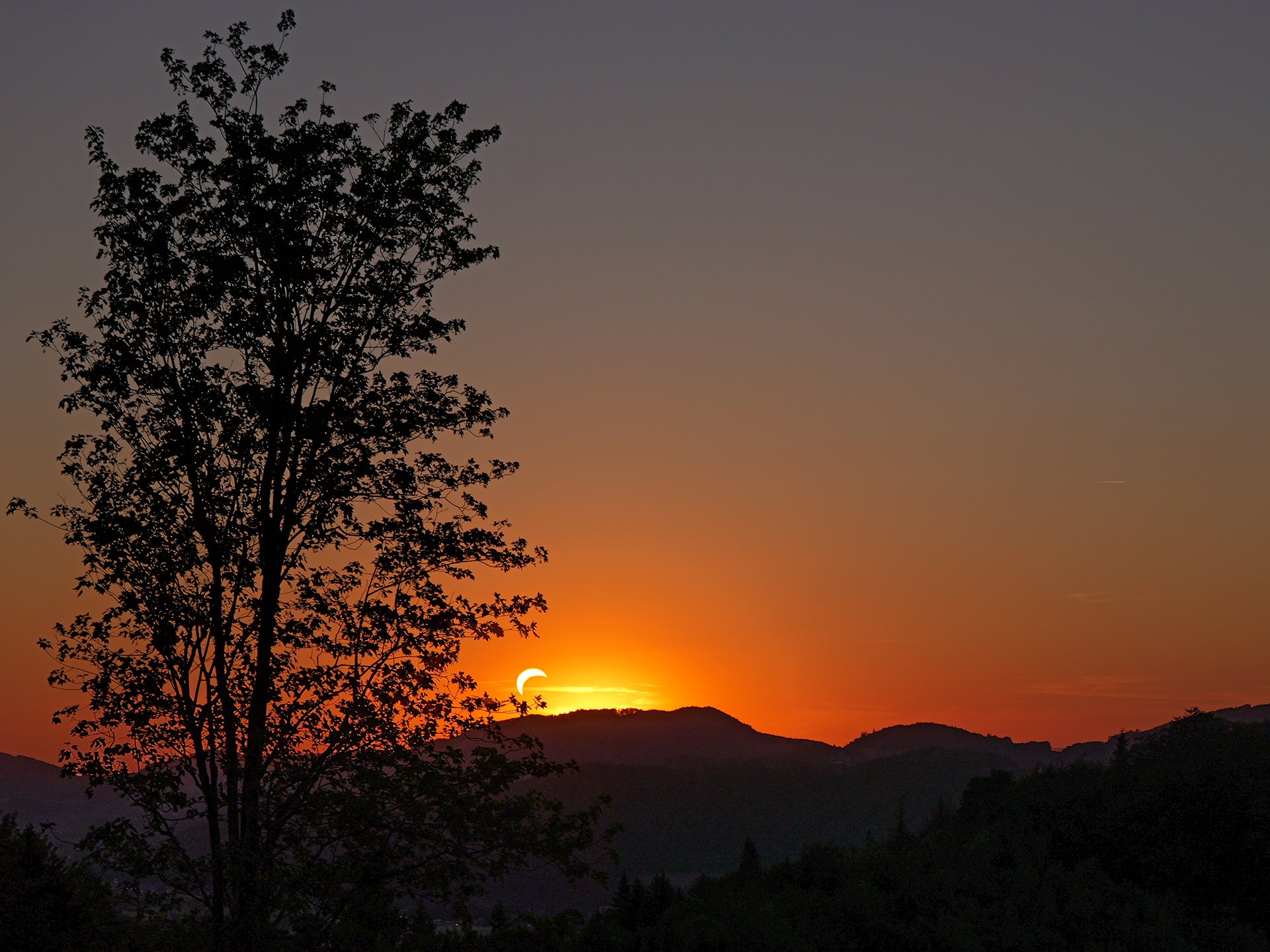 Sonnenfinsternis und Abendrot