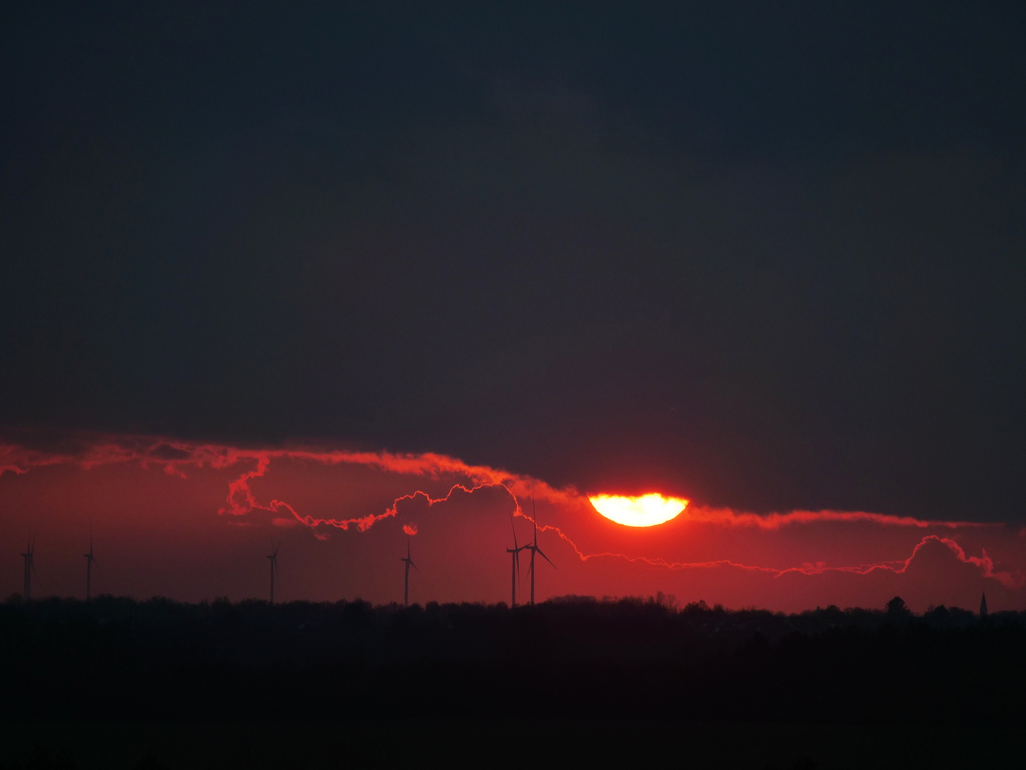 Sonnenuntergang im Rheinland.