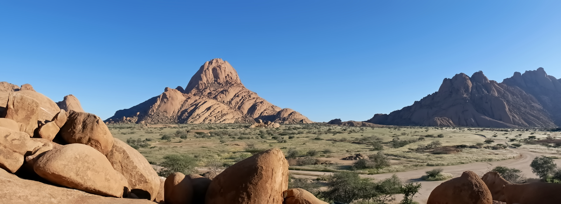 Spitzkoppe mit Umgebung