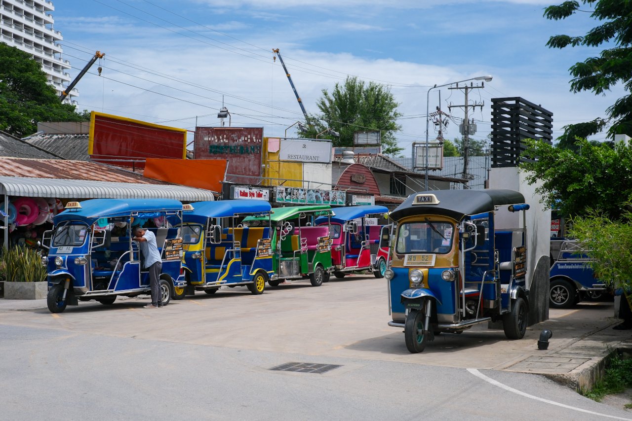 Tuk-Tuks