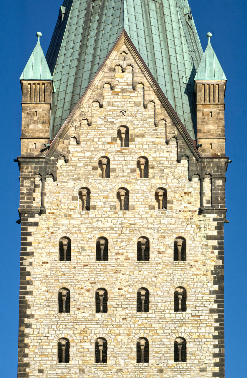 Turm des Doms in Paderborn