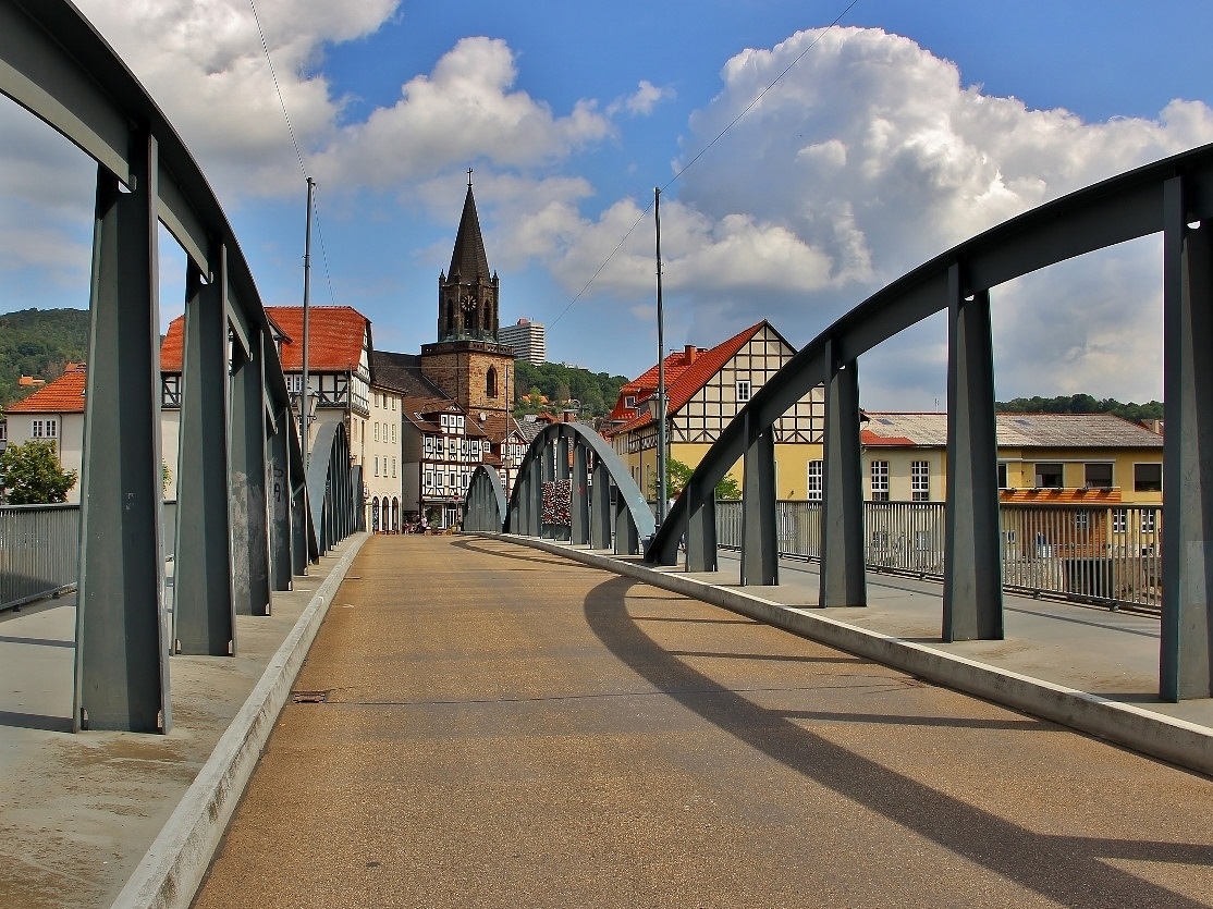 Über die Brücke