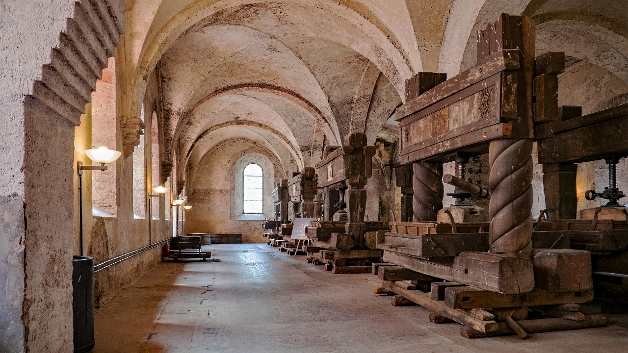Weinpresssen im Kloster Eberbach