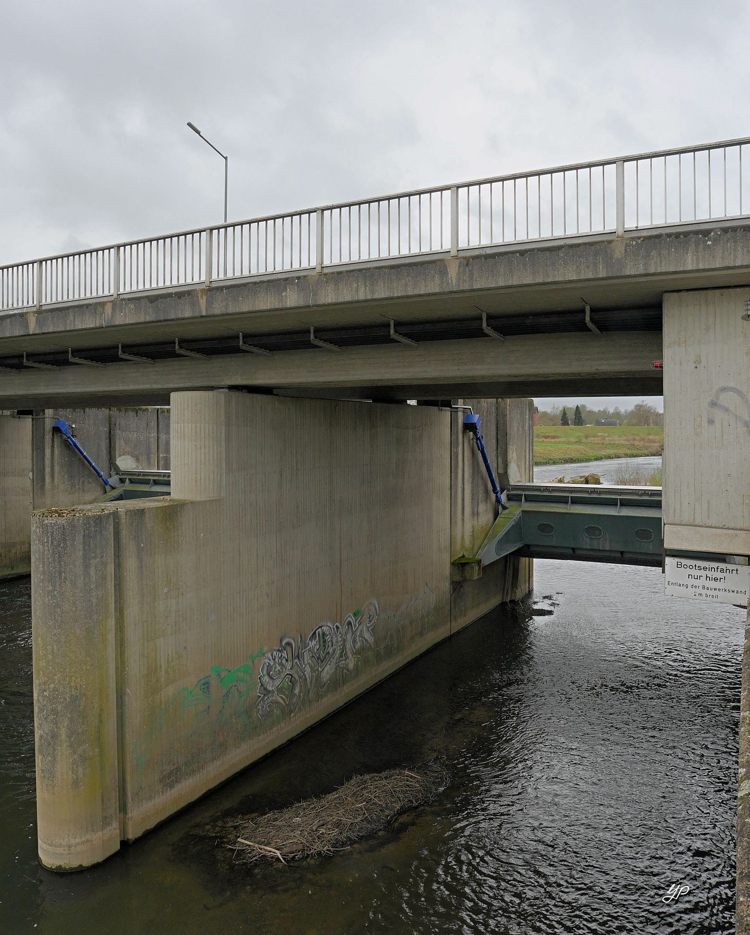 Werrebrücke mit Stauwehr II